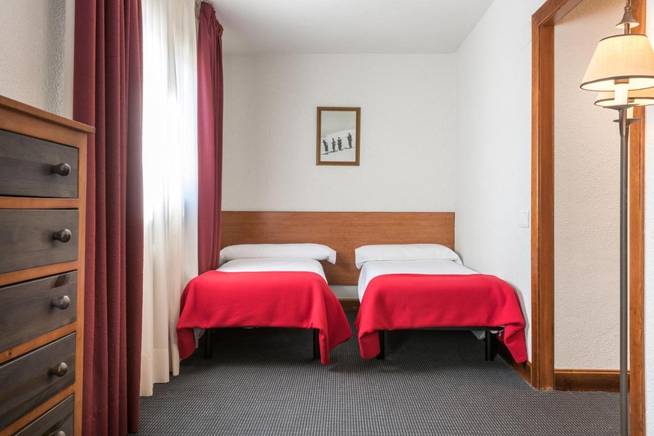 Snoe Hotel Formigal Ngoại thất bức ảnh
