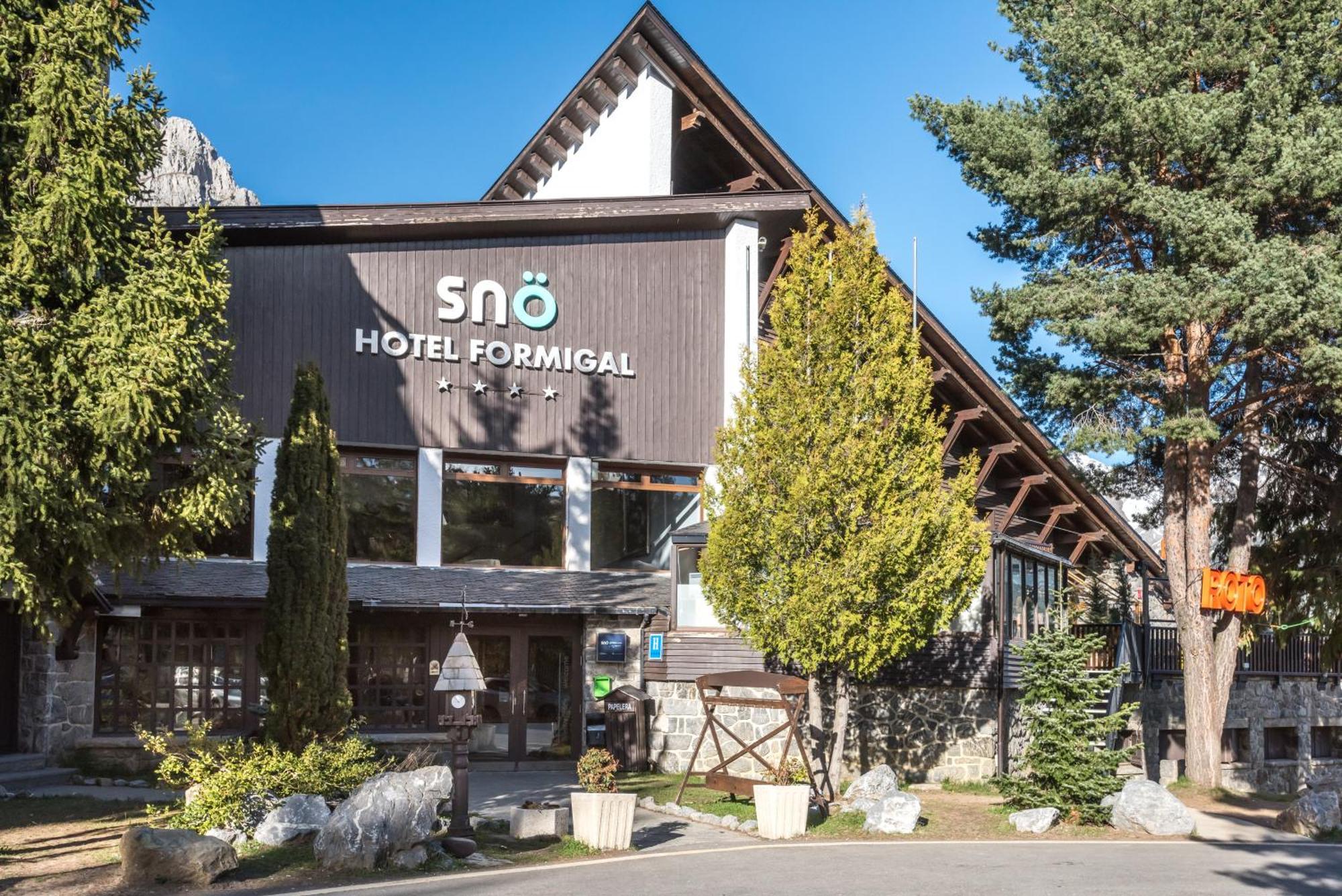 Snoe Hotel Formigal Ngoại thất bức ảnh